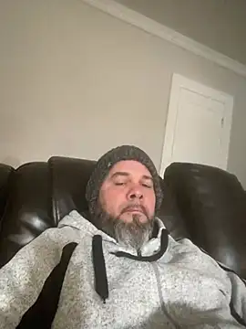 Snapshot of Cristian-Brayan chatting on 01/23/25, 03:11 Cristian-Brayan online show from 01/23/25, 03:11