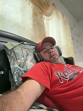 Snapshot of Cristian-Brayan chatting on 09/24/25, 10:35 Cristian-Brayan online show from 09/24/25, 10:35