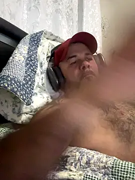 Snapshot of Cristian-Brayan chatting on 11/03/25, 01:56 Cristian-Brayan online show from 11/03/25, 01:56