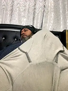 Cristian-Brayan online show from 11/28/25, 12:30