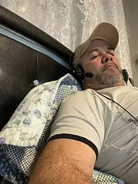 Cristian-Brayan online show from 03/25/26, 10:27