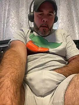 Snapshot of Cristian-Brayan chatting on 07/26/26, 12:45 Cristian-Brayan online show from 07/26/26, 12:45