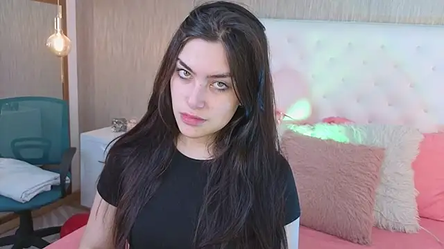 Alexa Thaylor  online show from 02/20/26, 02:39