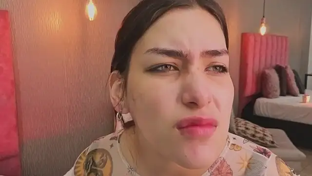 Alexa Thaylor  online show from 04/09/26, 03:28