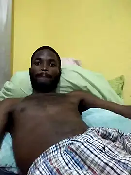 Snapshot of DangerousSafari chatting on 11/03/25, 01:40 DangerousSafari online show from 11/03/25, 01:40