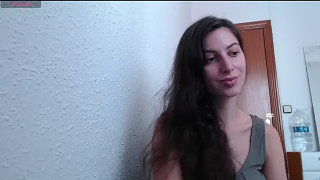  Hot Lady  online show from 09/18/25, 12:18