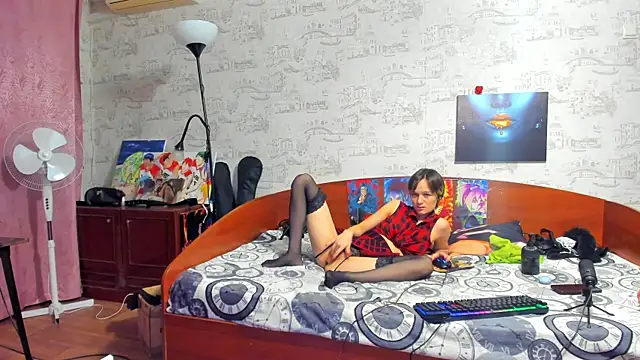 KagamiTayga online show from 12/21/25, 03:02