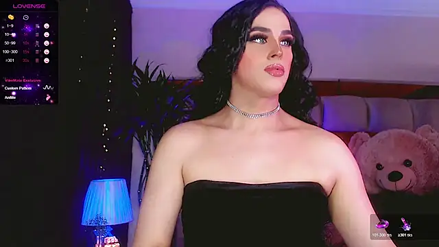 Snapshot of Sophiesweet5 chatting on 02/24/26, 07:06 Sophiesweet5 online show from 02/24/26, 07:06