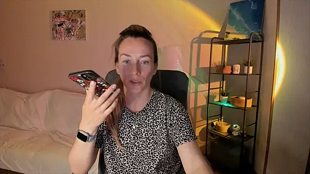 RebeccaMartinez online show from 09/14/25, 10:58