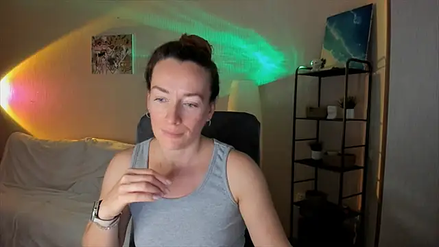 RebeccaMartinez online show from 11/09/25, 07:28