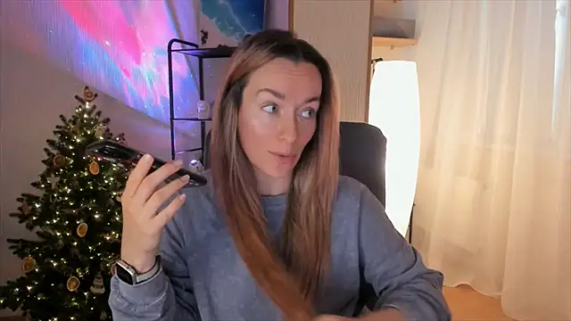 RebeccaMartinez online show from 12/21/25, 06:31