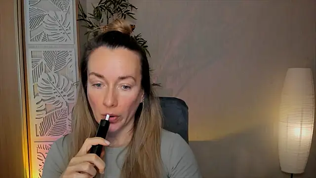 RebeccaMartinez online show from 02/27/26, 07:08