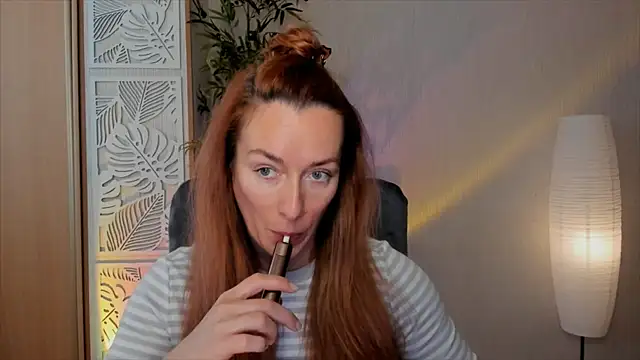 RebeccaMartinez online show from 04/11/26, 08:29