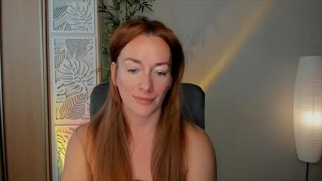 Snapshot of RebeccaMartinez chatting on 06/18/26, 07:19 RebeccaMartinez online show from 06/18/26, 07:19