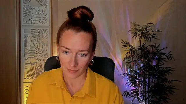 Snapshot of RebeccaMartinez chatting on 07/25/26, 06:22 RebeccaMartinez online show from 07/25/26, 06:22
