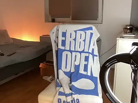 alejandrobgxh online show from 10/21/25, 04:19