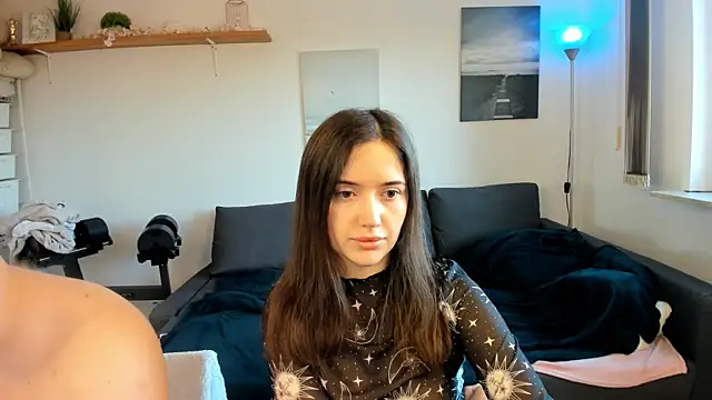 PollyFlame online show from 03/19/25, 06:46