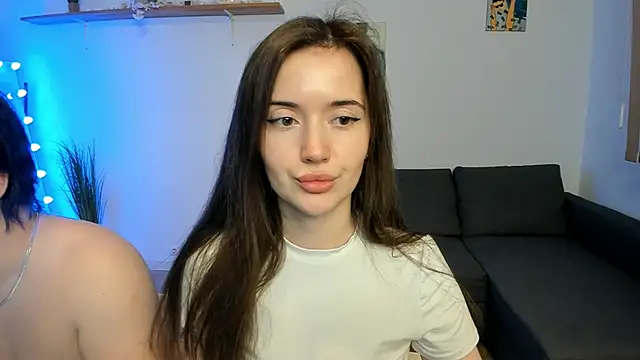 PollyFlame online show from 11/18/25, 08:02