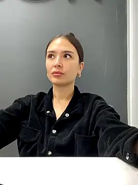 Snapshot of Sweet_Lollypop chatting on 10/10/25, 06:23 Sweet Lollypop online show from 10/10/25, 06:23