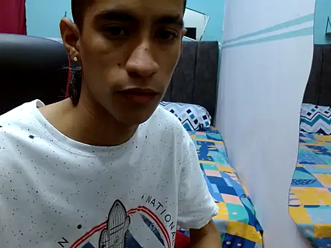 Snapshot of Angelstripboy chatting on 03/08/25, 01:28 Angelstripboy online show from 03/08/25, 01:28