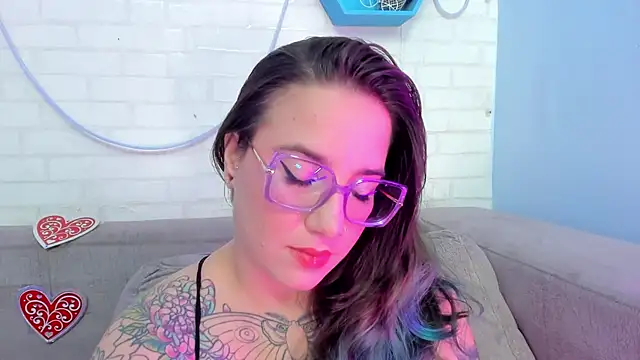 DEVA BLUE  online show from 02/18/25, 03:42