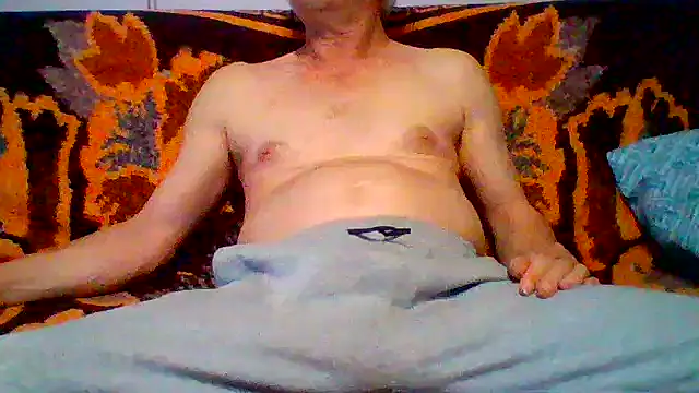 Snapshot of cumloverboyxx69 chatting on 04/18/26, 07:07 cumloverboyxx69 online show from 04/18/26, 07:07