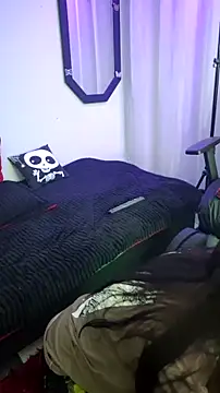 Amy Aloqua online show from 10/27/25, 08:13