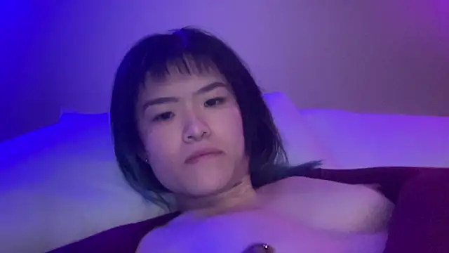 forbiddenfruitcake online show from 02/25/25, 08:47