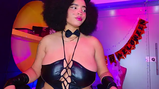 MalaikaBrown online show from 11/01/25, 04:25