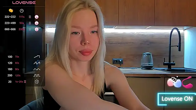 Olivia Bells online show from 03/12/26, 10:05