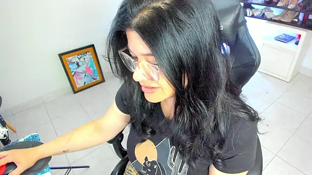 BellaFlaming online show from 04/04/26, 11:18