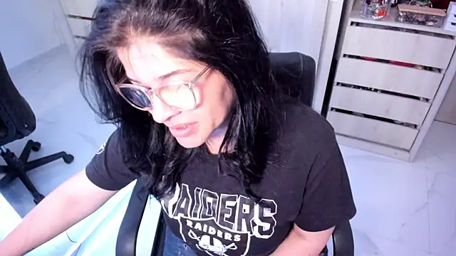 BellaFlaming online show from 07/14/26, 11:05