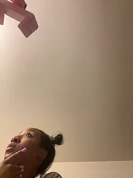 Iceblanca online show from 03/11/25, 03:37