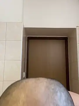 vanjbi45 online show from 02/19/25, 01:39