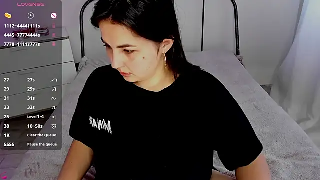 Snapshot of Talla_a chatting on 06/06/26, 10:53 Talla a online show from 06/06/26, 10:53