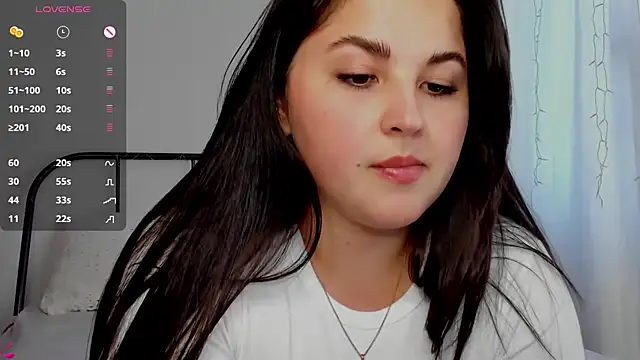 Snapshot of Talla_a chatting on 07/30/26, 12:48 Talla a online show from 07/30/26, 12:48