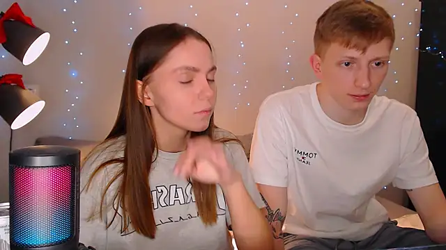 juliaanddima online show from 01/16/25, 08:57