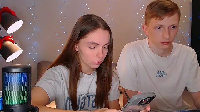 juliaanddima online show from 02/18/25, 09:31