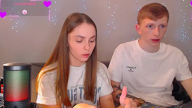 juliaanddima online show from 03/01/25, 09:37