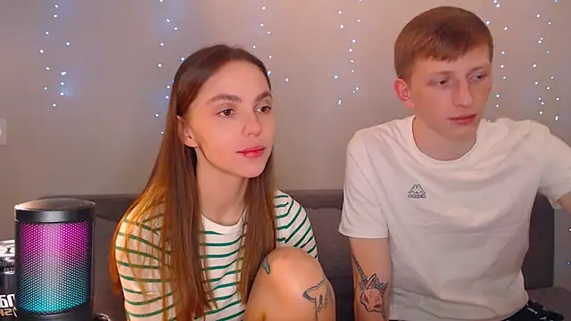 juliaanddima online show from 03/10/25, 10:02