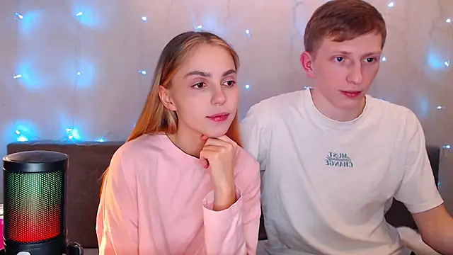 juliaanddima online show from 10/05/25, 09:24