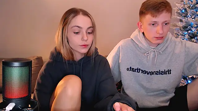 juliaanddima online show from 01/08/26, 10:23