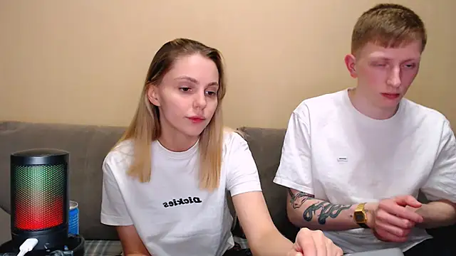 juliaanddima online show from 03/14/26, 10:15