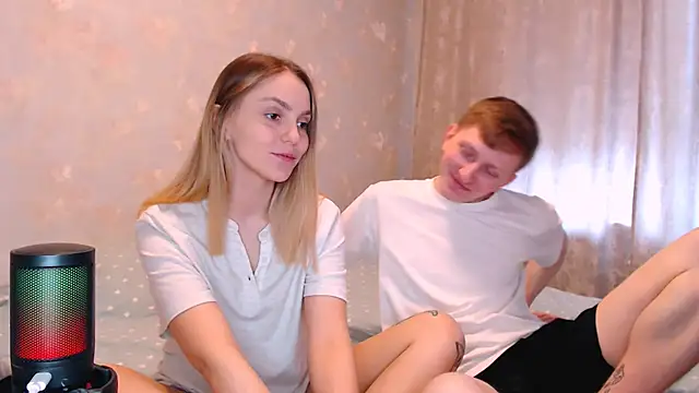 juliaanddima online show from 04/07/26, 09:21