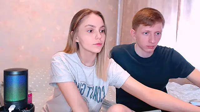 juliaanddima online show from 04/10/26, 08:08