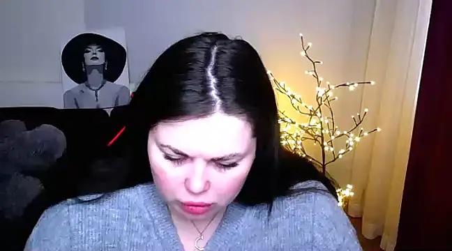 Emily Mo online show from 03/02/25, 06:37