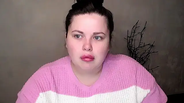 Emily Mo online show from 11/15/25, 05:38