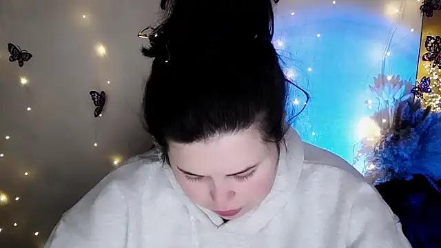 Emily Mo online show from 02/06/26, 06:51