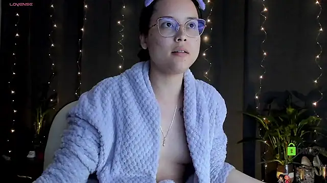 shantalc3rezo online show from 02/17/25, 04:42