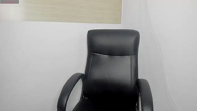 kiara advani   online show from 09/30/25, 02:11